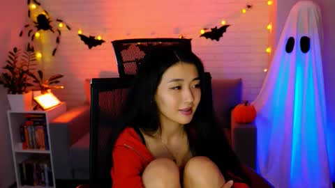 hannarosie online show from 10/19/25, 07:14