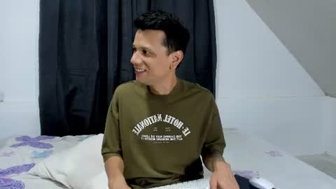 Snapshot of hannasexmatheu chatting on 07/15/26, 12:27 hannasexmatheu online show from 07/15/26, 12:27