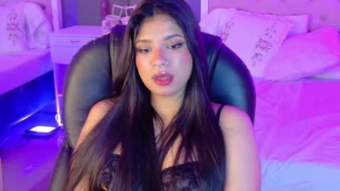 Snapshot of hannasthone chatting on 02/25/26, 03:32 hannasthone online show from 02/25/26, 03:32