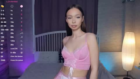 Hanna online show from 03/26/26, 07:47