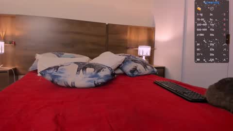 taylor live   online show from 03/05/25, 12:27