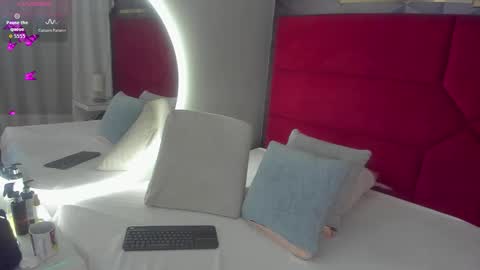 Hanny  online show from 02/17/26, 02:30