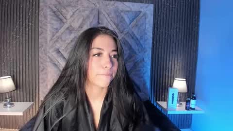 hannyk_ online show from 03/16/26, 12:20