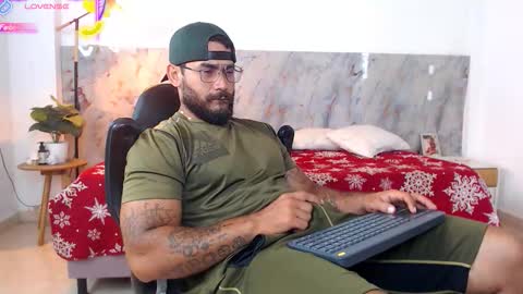 hanz_col online show from 02/16/26, 02:57