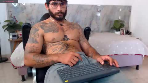 Snapshot of hanz_col chatting on 06/09/26, 05:24 hanz_col online show from 06/09/26, 05:24