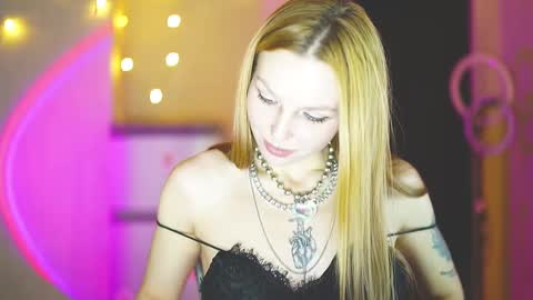 Snapshot of happy_cat_house2 chatting on 12/03/24, 06:17 happy_cat_house2 online show from 12/03/24, 06:17