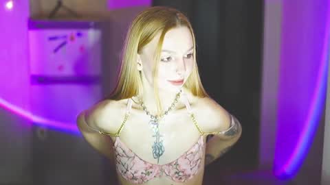 Snapshot of happy_cat_house2 chatting on 01/11/25, 02:47 happy_cat_house2 online show from 01/11/25, 02:47