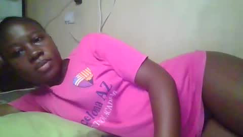 Snapshot of happy_dimple chatting on 10/10/25, 11:53 happy_dimple online show from 10/10/25, 11:53