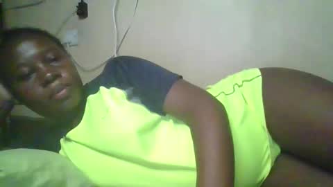 Snapshot of happy_dimple chatting on 11/06/25, 08:43 happy_dimple online show from 11/06/25, 08:43