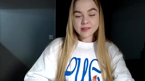 Snapshot of happy_fox_ chatting on 02/05/25, 08:46 happy_fox_ online show from 02/05/25, 08:46