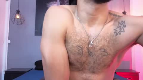 happy_hot7 online show from 05/13/26, 12:02
