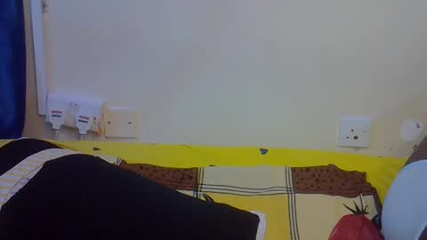 happy_kienyeji online show from 11/26/25, 09:49