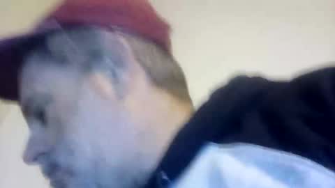 Snapshot of happydick69a chatting on 10/13/25, 02:28 happydick69a online show from 10/13/25, 02:28