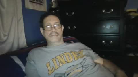happyhappy4 online show from 05/17/26, 04:10