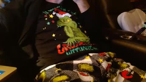 Jhonassmann12 online show from 12/25/24, 09:56