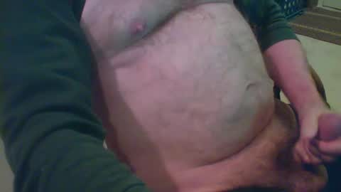 Snapshot of happyoleman chatting on 01/02/25, 04:35 proudoleman online show from 01/02/25, 04:35