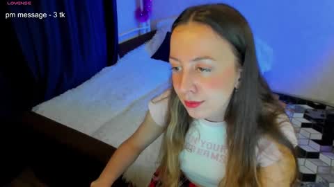 Stephanie online show from 03/02/25, 07:12