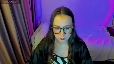 Stephanie online show from 03/01/26, 07:27