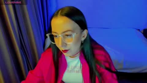 Stephanie online show from 04/09/26, 07:41