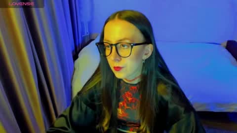 Stephanie online show from 04/14/26, 08:04