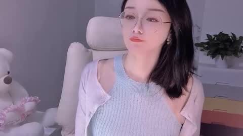 Snapshot of happysweetie168 chatting on 01/22/25, 05:28 Daisy online show from 01/22/25, 05:28