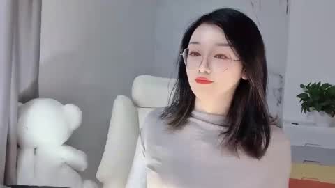 Snapshot of happysweetie168 chatting on 02/27/25, 06:40 Daisy online show from 02/27/25, 06:40