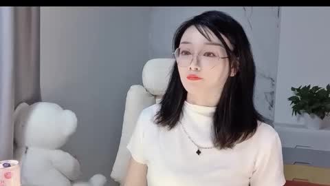 Snapshot of happysweetie168 chatting on 03/03/25, 01:53 Daisy online show from 03/03/25, 01:53