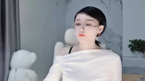 Snapshot of happysweetie168 chatting on 03/11/25, 05:05 Daisy online show from 03/11/25, 05:05