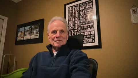 Snapshot of hard4_all_2see chatting on 01/14/25, 12:33 hard4_all_2see online show from 01/14/25, 12:33