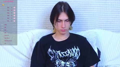 Mark online show from 10/03/25, 04:04