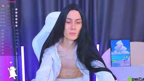 Mark online show from 12/17/25, 03:34