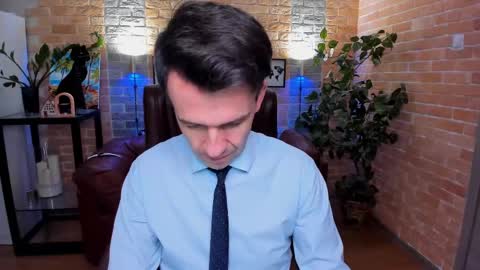 Steve online show from 03/09/25, 02:10