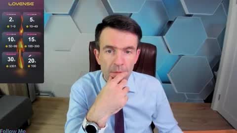 Steve online show from 12/04/25, 01:42