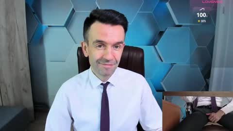 Snapshot of hard_and_juici chatting on 03/16/26, 09:46 Steve online show from 03/16/26, 09:46