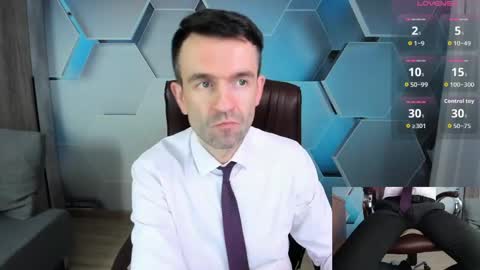 Snapshot of hard_and_juici chatting on 03/19/26, 10:41 Steve online show from 03/19/26, 10:41