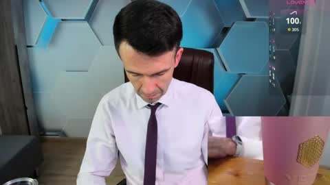 Snapshot of hard_and_juici chatting on 03/23/26, 11:58 Steve online show from 03/23/26, 11:58