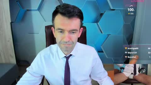 Snapshot of hard_and_juici chatting on 03/29/26, 03:23 Steve online show from 03/29/26, 03:23