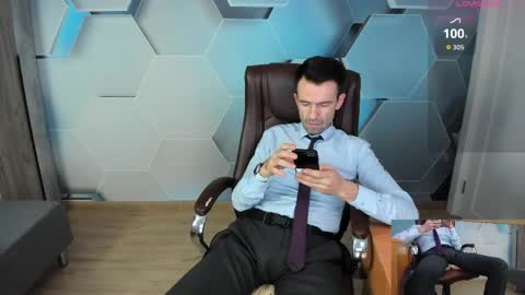 Snapshot of hard_and_juici chatting on 03/30/26, 03:46 Steve online show from 03/30/26, 03:46