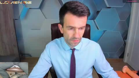Snapshot of hard_and_juici chatting on 06/10/26, 09:08 Steve online show from 06/10/26, 09:08