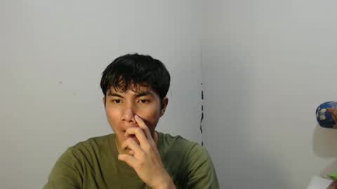 Snapshot of hard_bry chatting on 01/31/25, 10:42 hard_bry online show from 01/31/25, 10:42