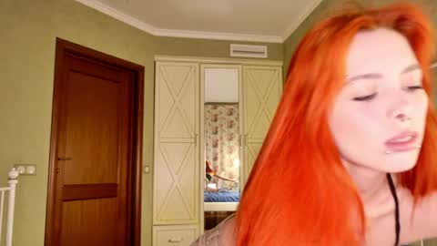 Snapshot of hard_candy_gang chatting on 06/05/26, 06:02 Molly and BaldMan online show from 06/05/26, 06:02