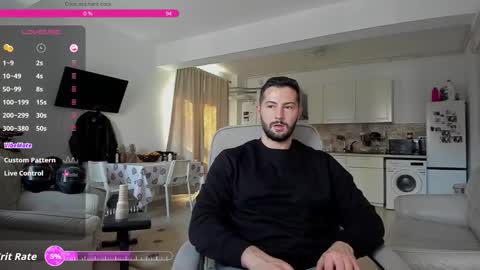 Snapshot of hard_chriss chatting on 10/30/25, 09:44 Hard Cock online show from 10/30/25, 09:44