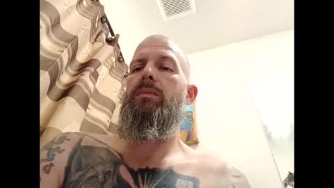 Snapshot of hard_insomnia chatting on 02/21/25, 11:32 HornyHubby online show from 02/21/25, 11:32
