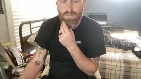 Snapshot of hard_irishman chatting on 12/19/24, 08:02 Zach online show from 12/19/24, 08:02