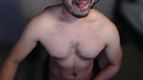 Snapshot of hardandhornyandbrown chatting on 02/10/25, 09:58 H online show from 02/10/25, 09:58