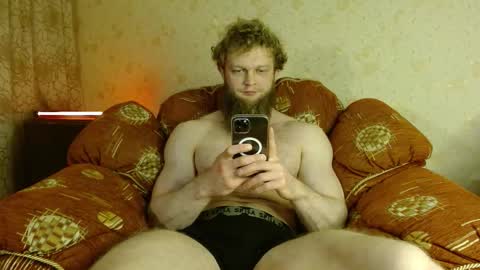 Snapshot of hardandripped chatting on 11/04/25, 01:48 Valentino Hard online show from 11/04/25, 01:48