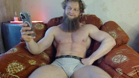 Valentino Hard online show from 04/15/26, 12:01