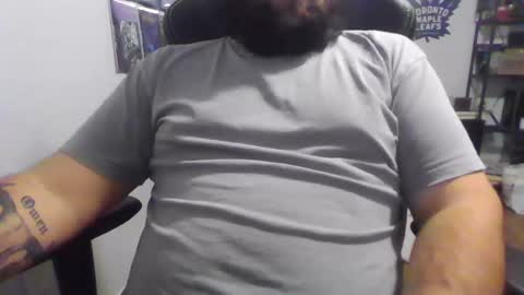 Snapshot of hardcanadian8787 chatting on 01/28/25, 05:56 hardcanadian8787 online show from 01/28/25, 05:56