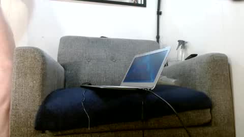 Snapshot of hardck8in chatting on 12/27/24, 04:04 hardck8in online show from 12/27/24, 04:04