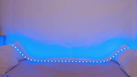 Snapshot of hardcore_x chatting on 10/09/25, 11:03 Emily online show from 10/09/25, 11:03